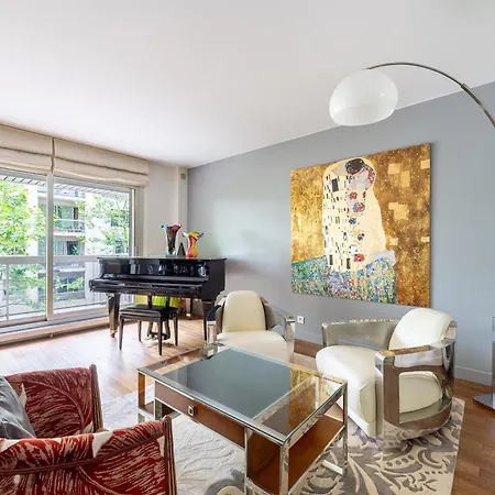 Garden In L Eiffel Tower 20 Min By Metro Apartment *