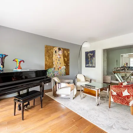 Apartment Garden In L Eiffel Tower 20 Min By Metro Paris