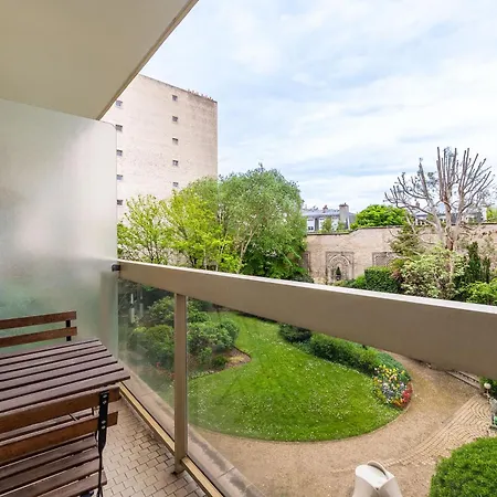 Garden In L Eiffel Tower 20 Min By Metro Apartment *