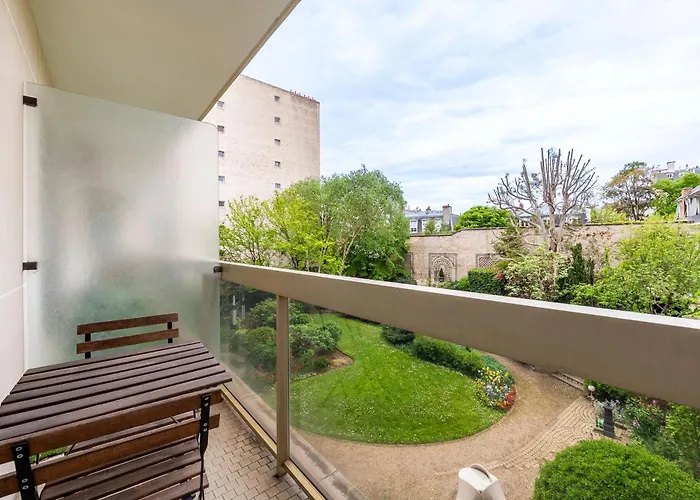 Garden In L Eiffel Tower 20 Min By Metro Appartamento *